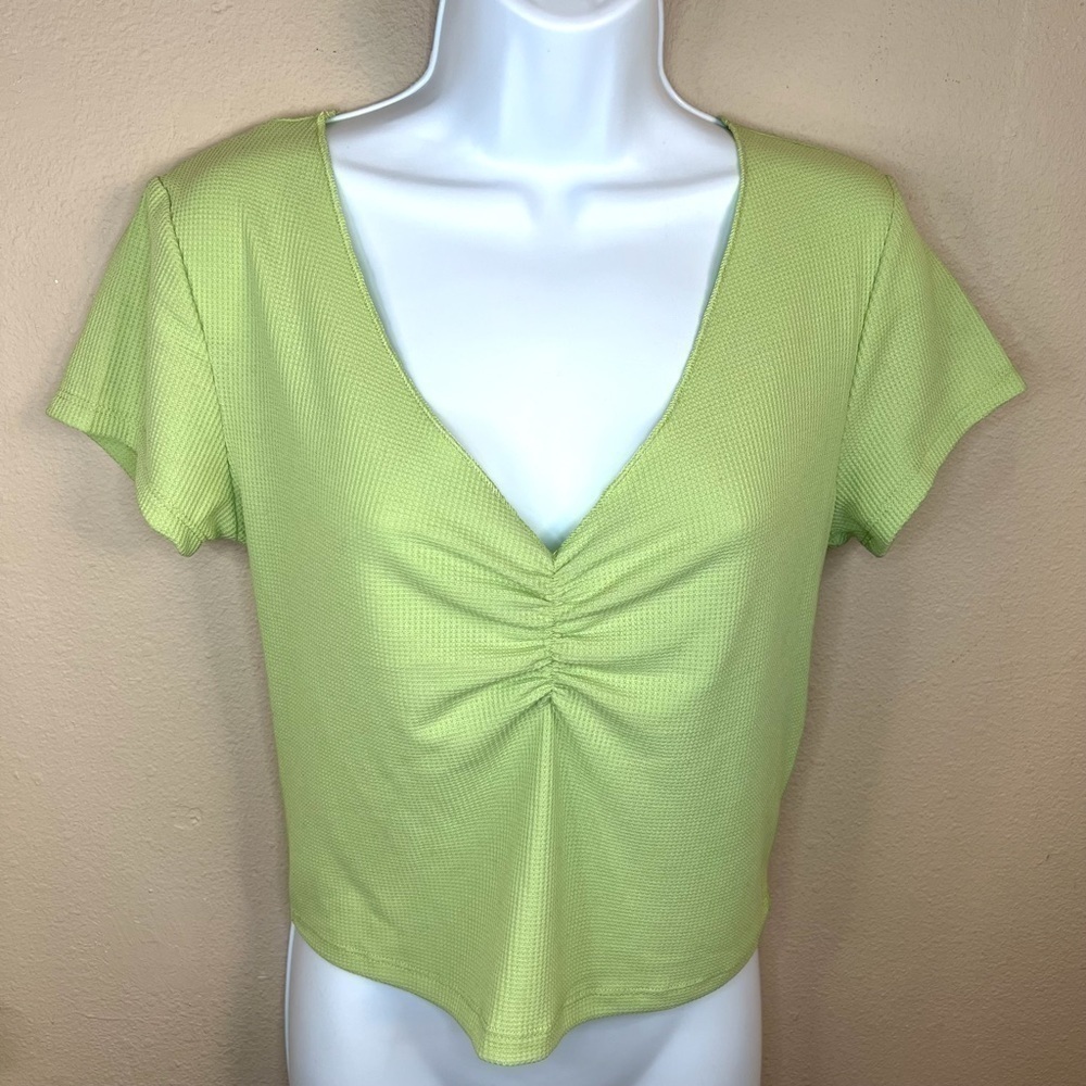 L NWT Juniors Wild Fable Short Sleeve Green Top Cropped Stretch Large 11 13